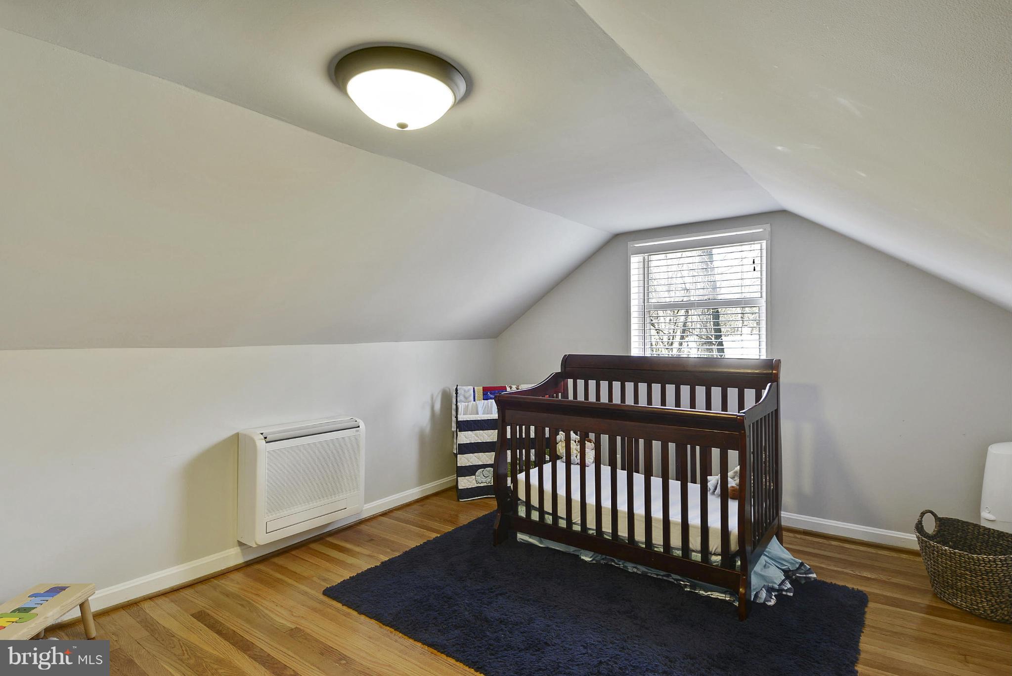 SLEEPY HOLLOW MANOR - Residential