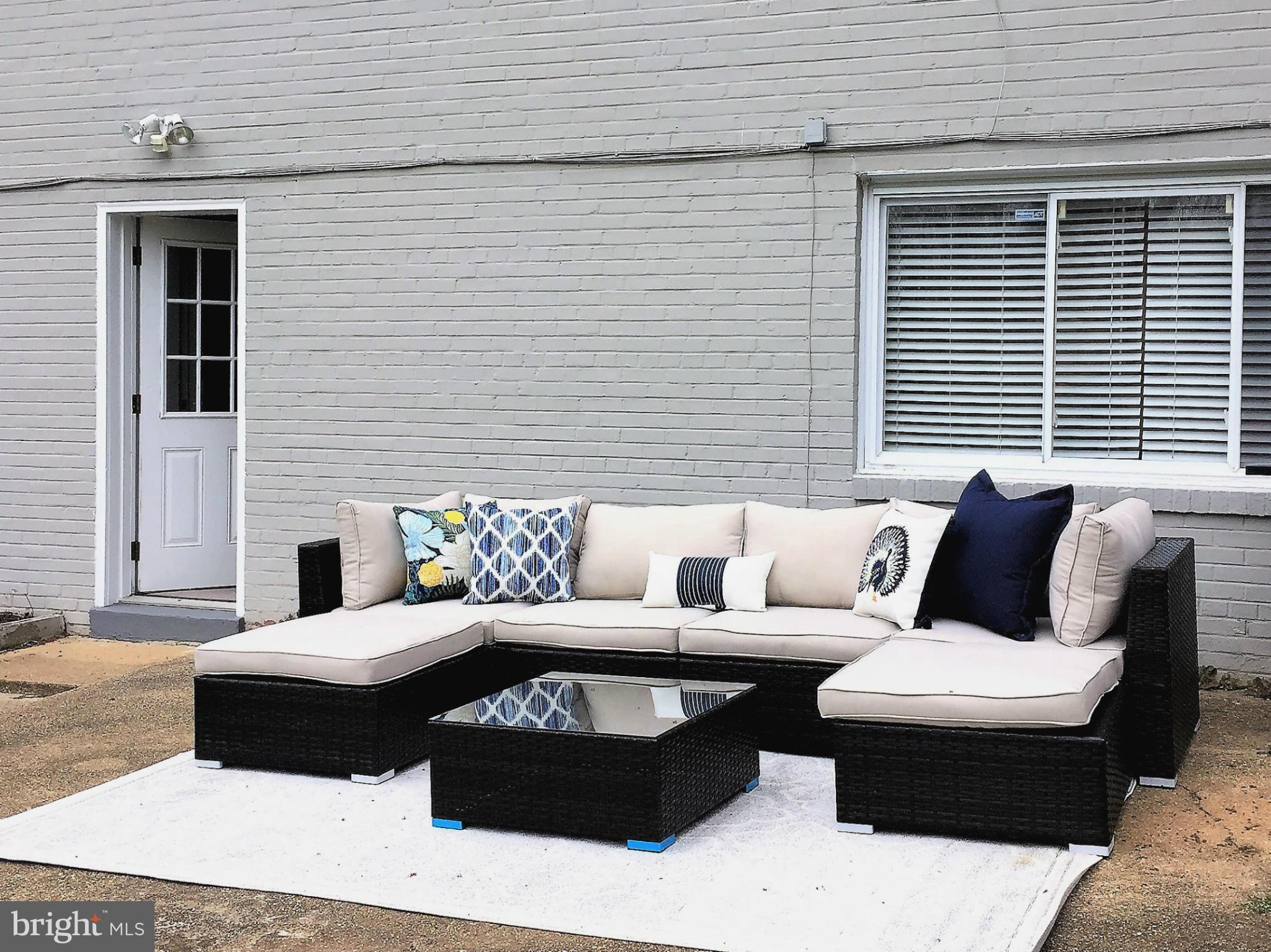 SLEEPY HOLLOW MANOR - Residential