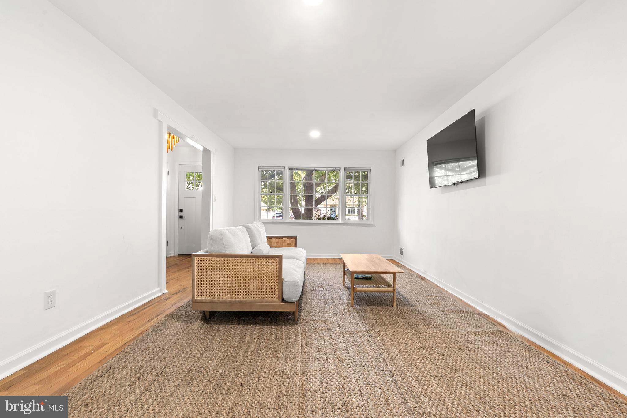 282 CLERMONT TERRACE