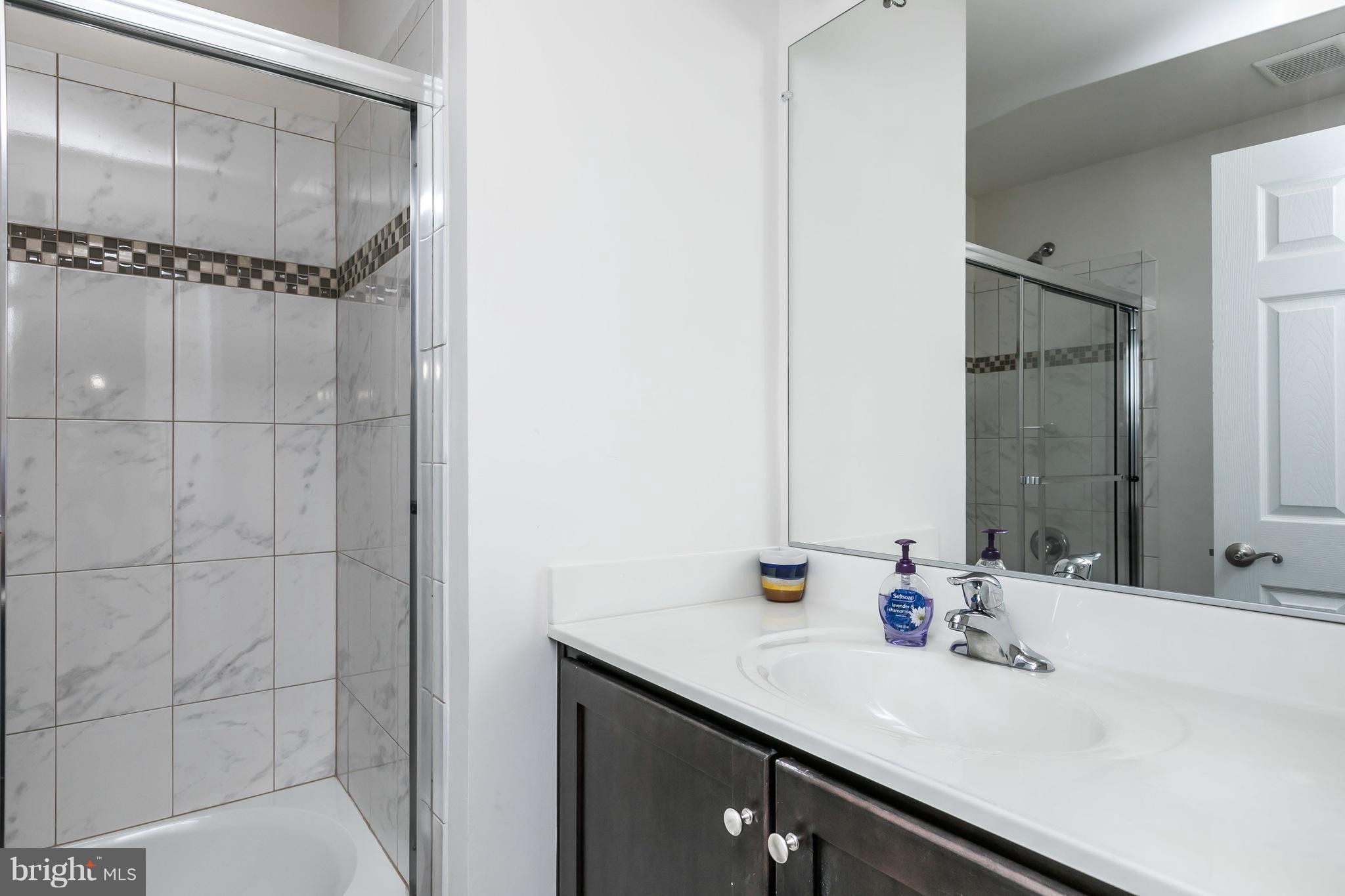 CAMDEN CROSSING - Residential