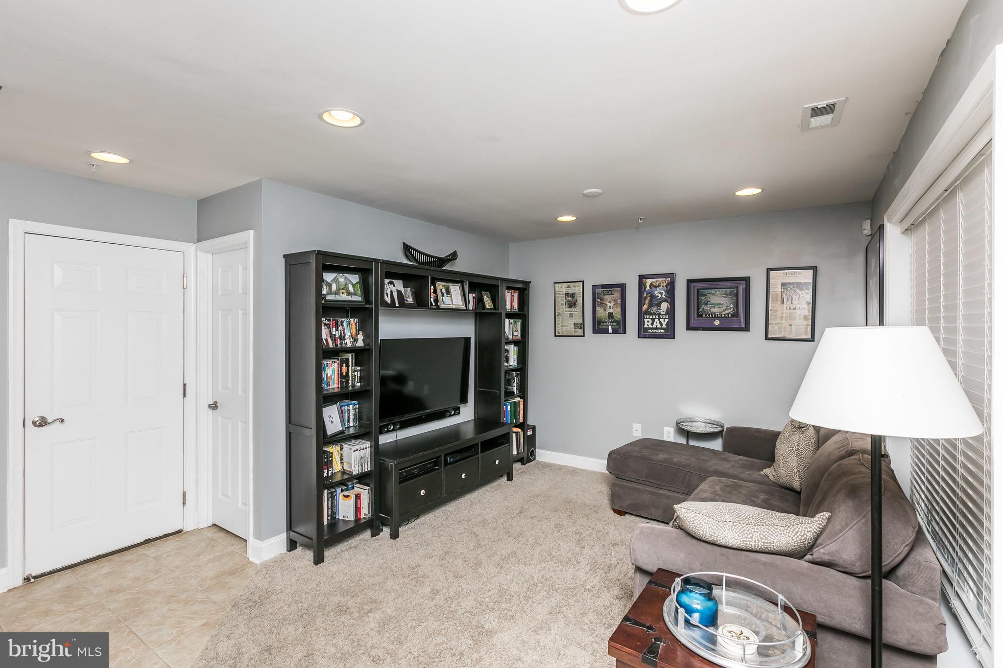 CAMDEN CROSSING - Residential