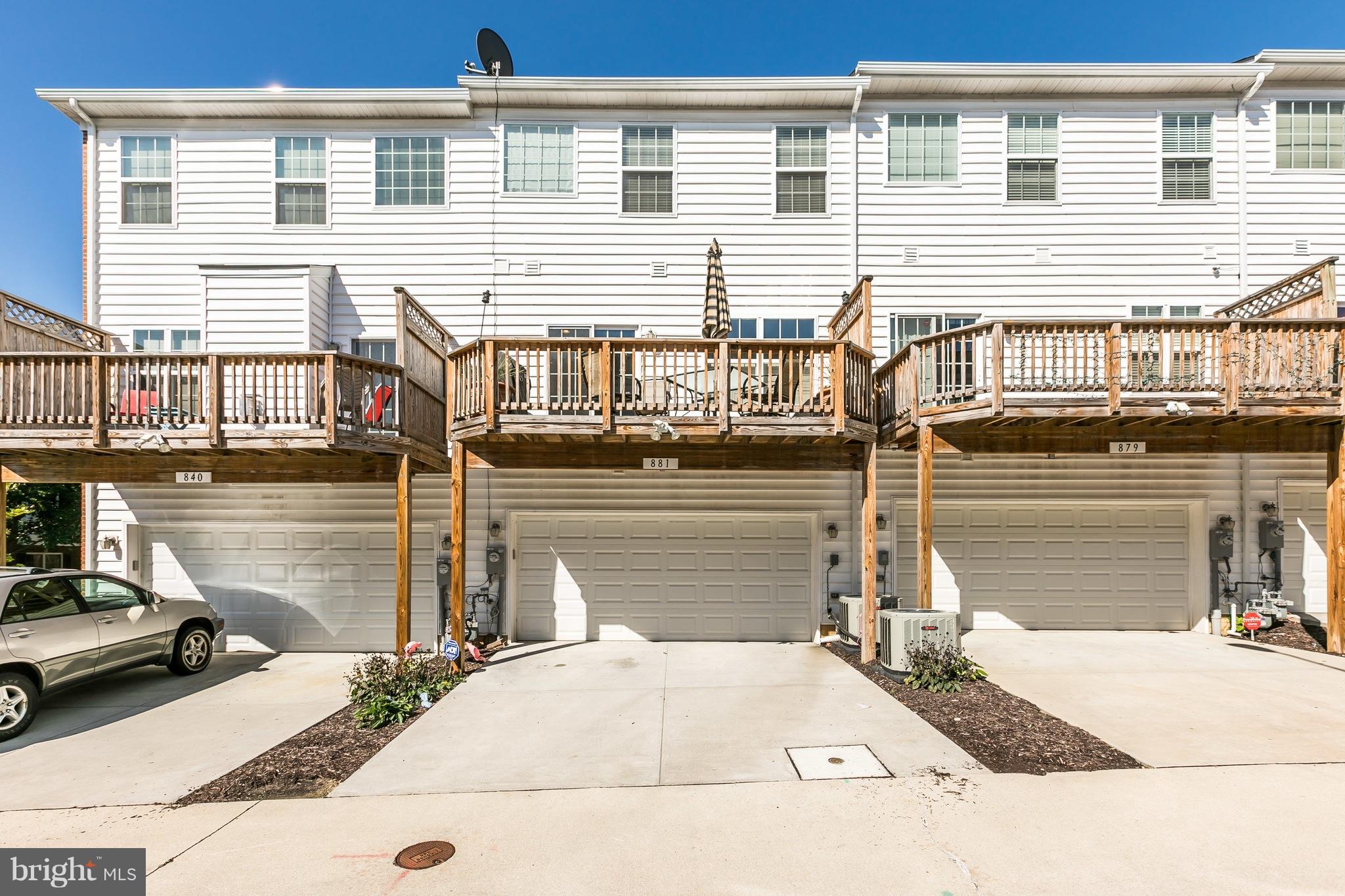 CAMDEN CROSSING - Residential