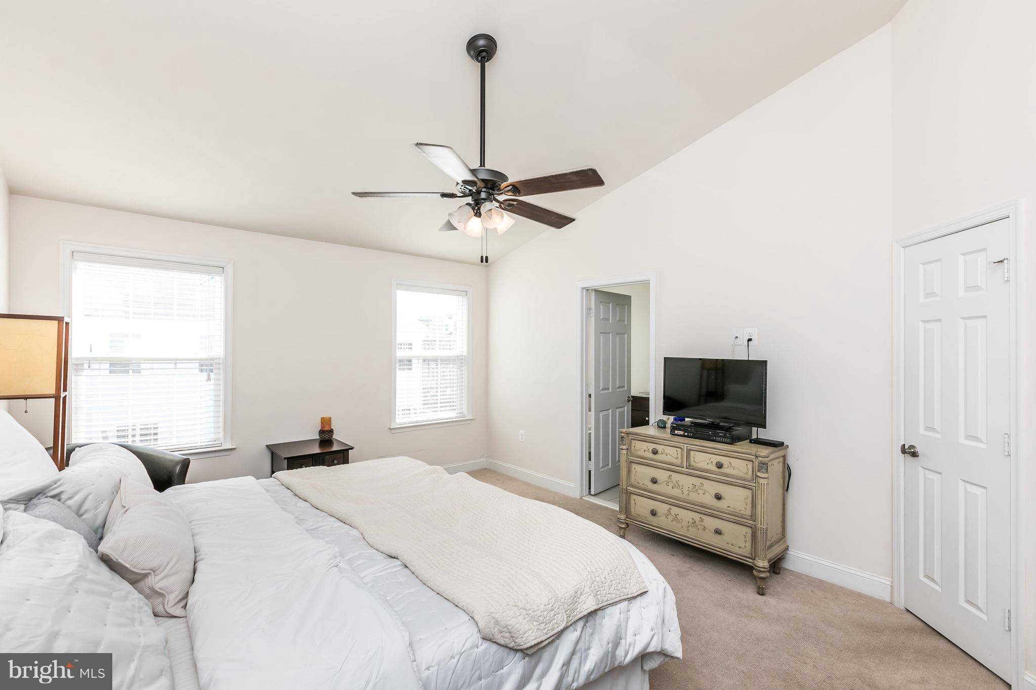 CAMDEN CROSSING - Residential