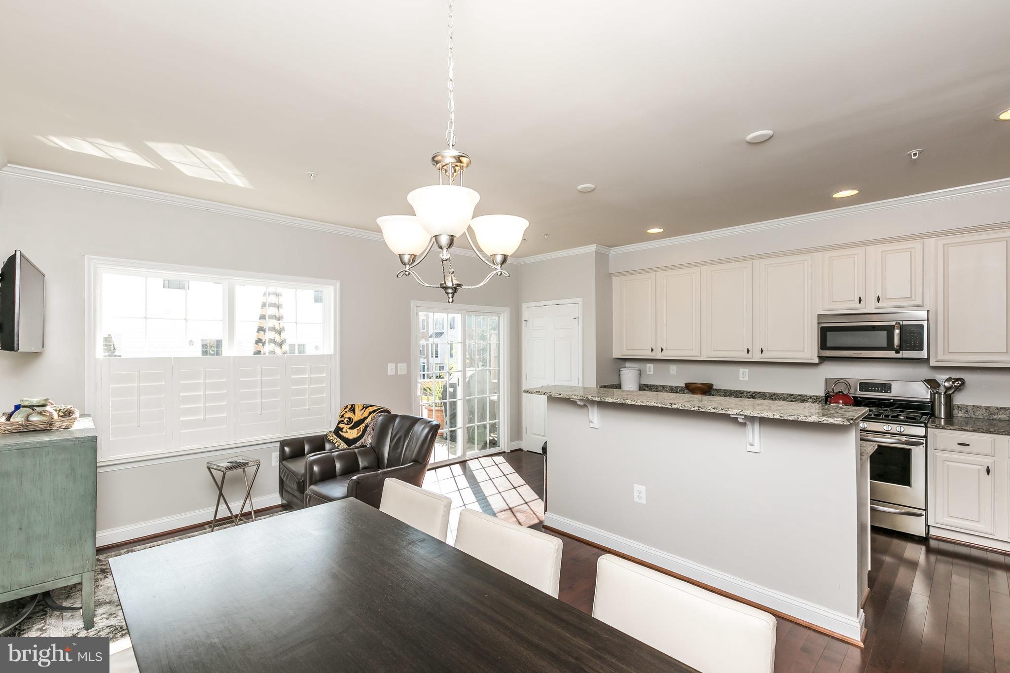 CAMDEN CROSSING - Residential