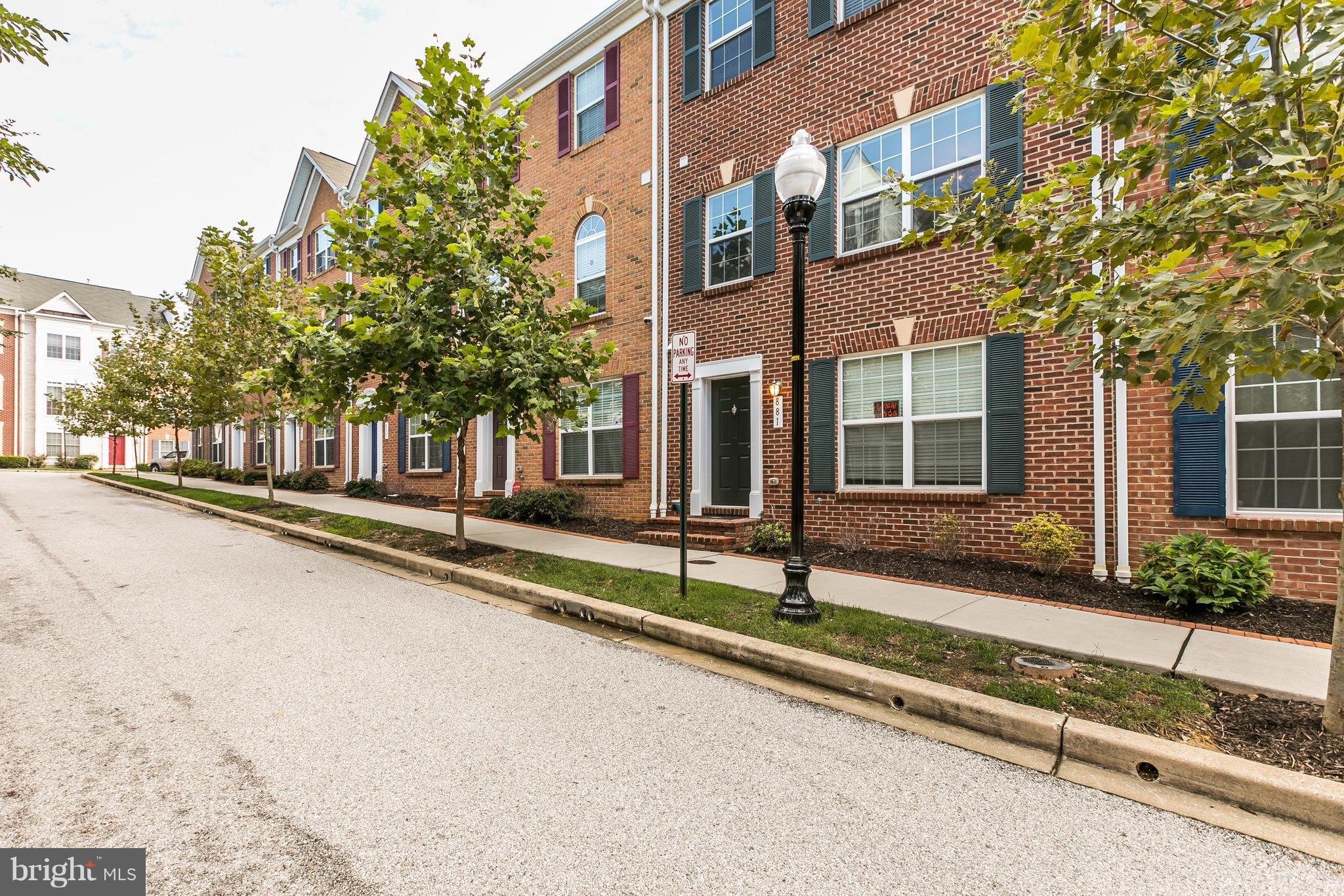 CAMDEN CROSSING - Residential
