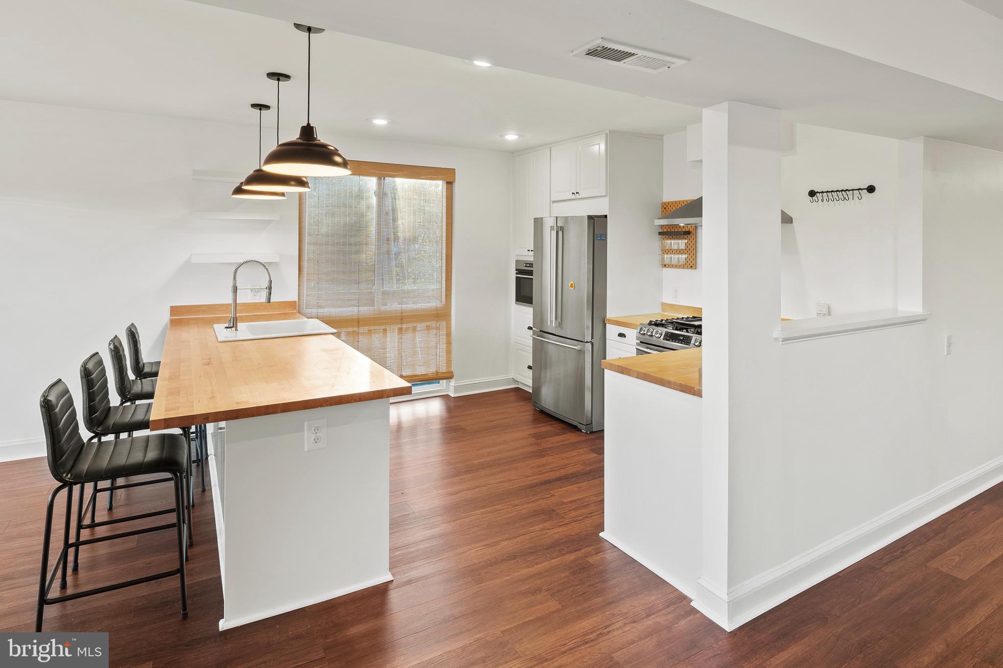 SEVERN HOUSE - Residential