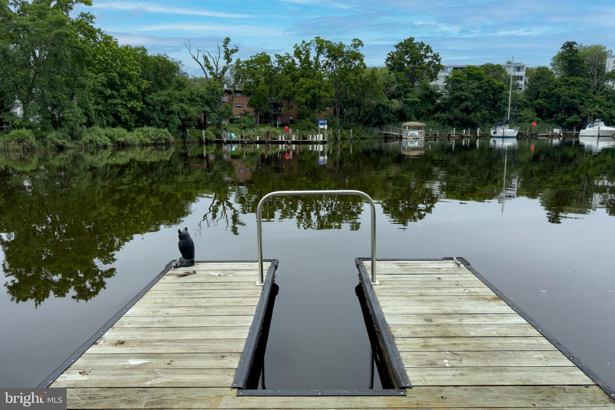 SEVERN HOUSE - Residential