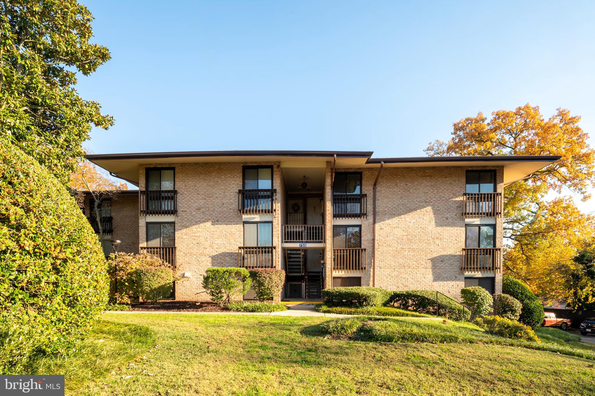 SEVERN HOUSE - Residential