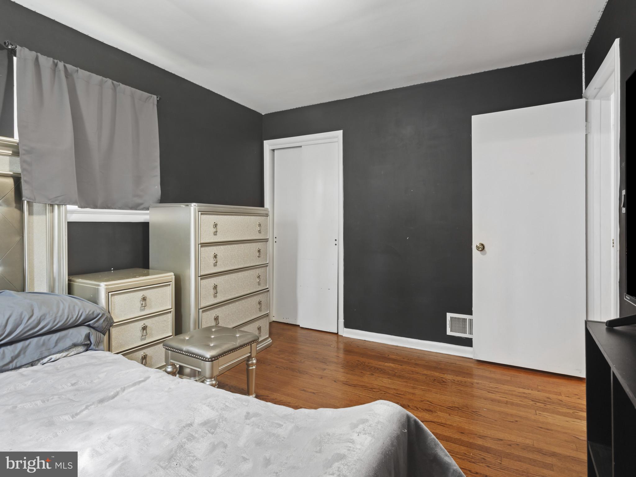 BRINKLEY MANOR - Residential