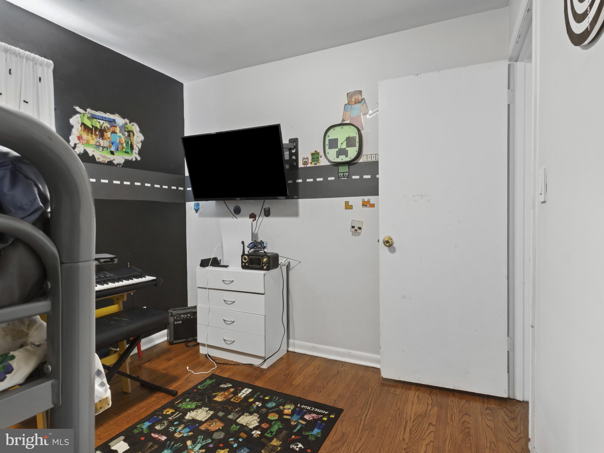 BRINKLEY MANOR - Residential