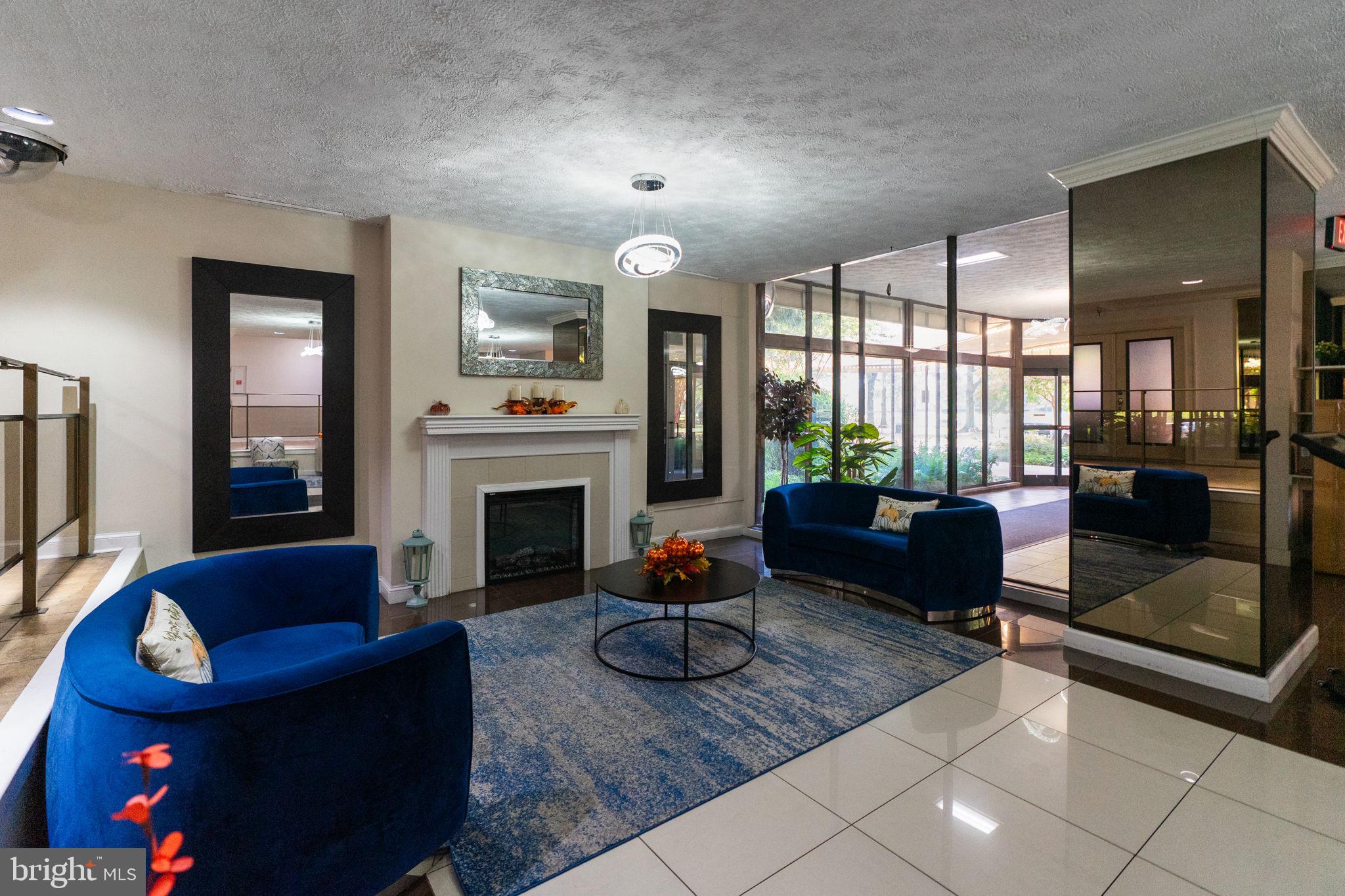 RIVER PLACE - Residential Lease