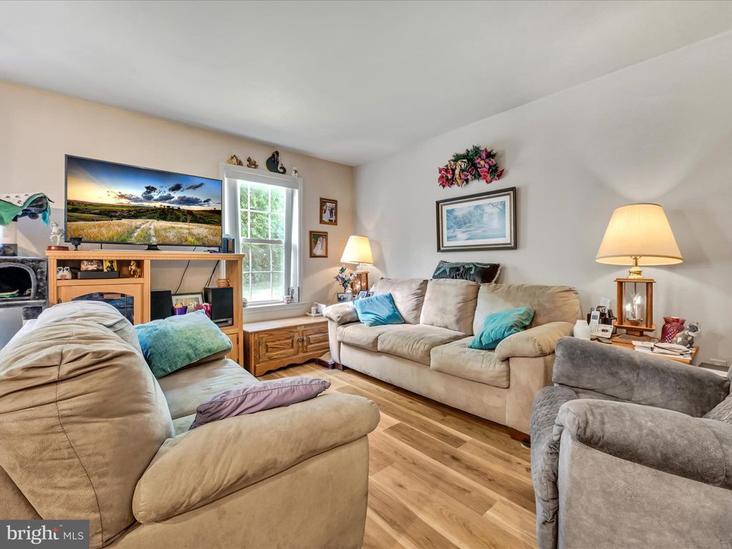 Photo of 112 Moorland Court, Lititz, PA 17543 (MLS # PALA2052886)