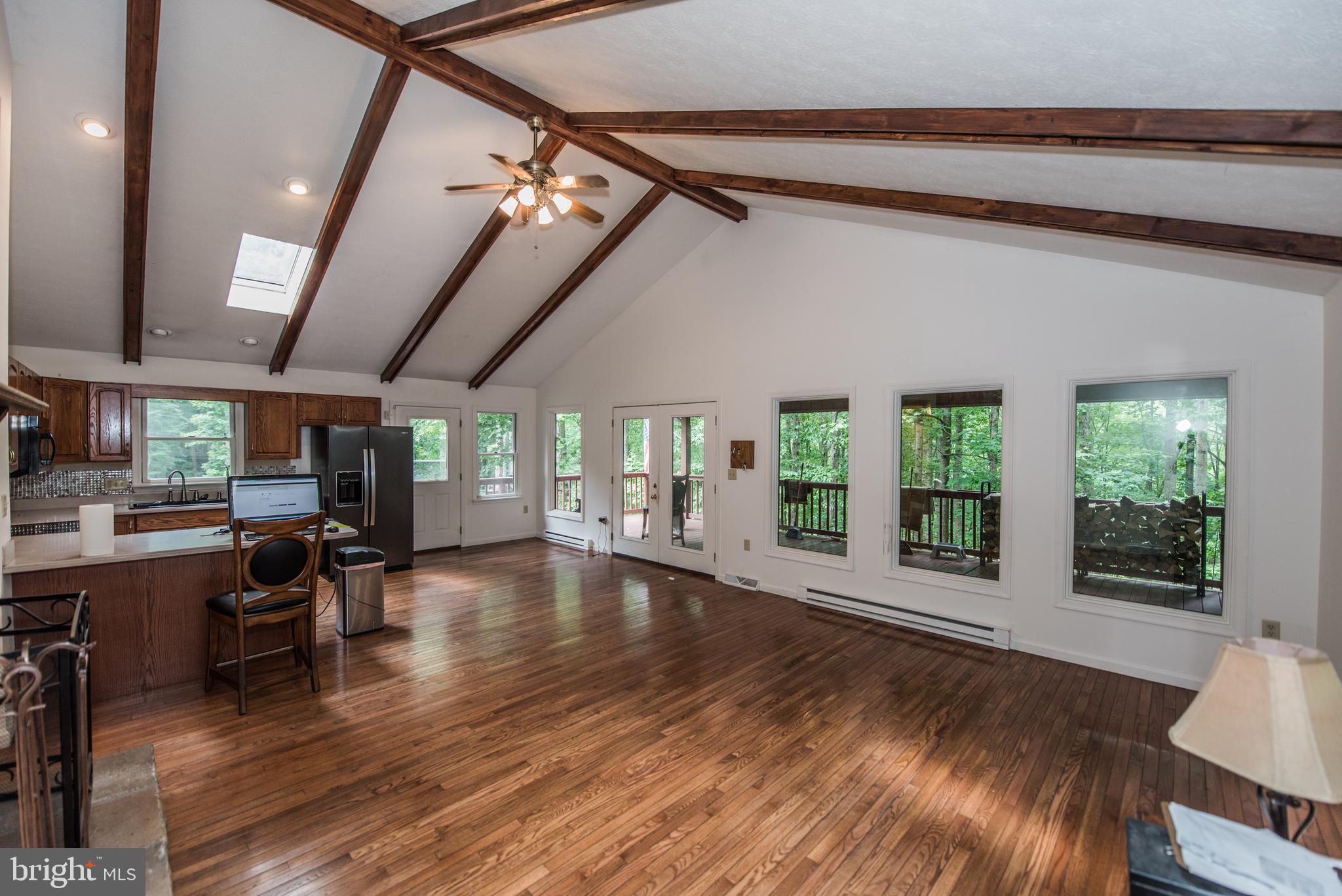 ROUSE MT - Residential