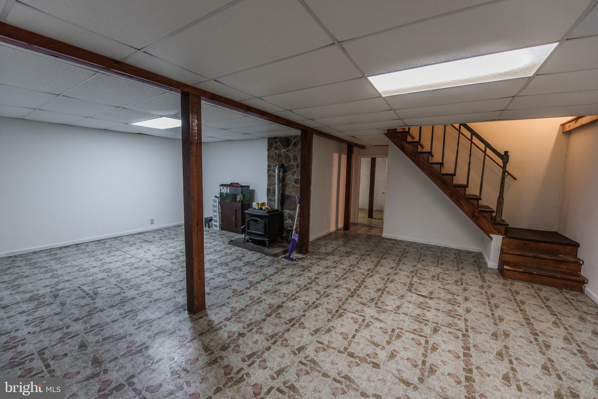 ROUSE MT - Residential