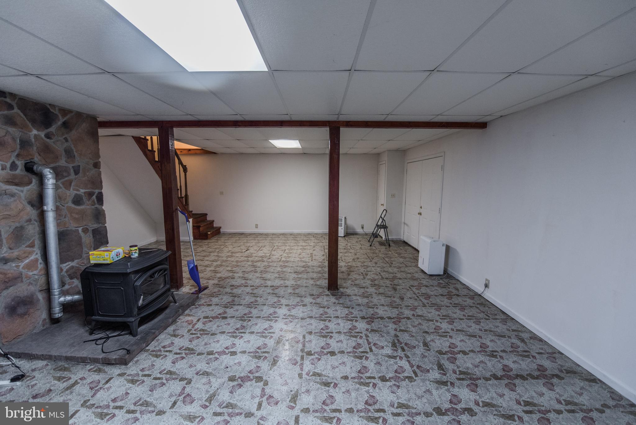 ROUSE MT - Residential