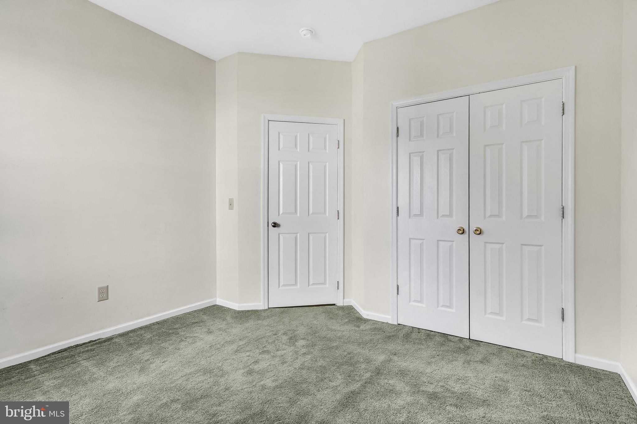 LAUREL RIDGE - Residential