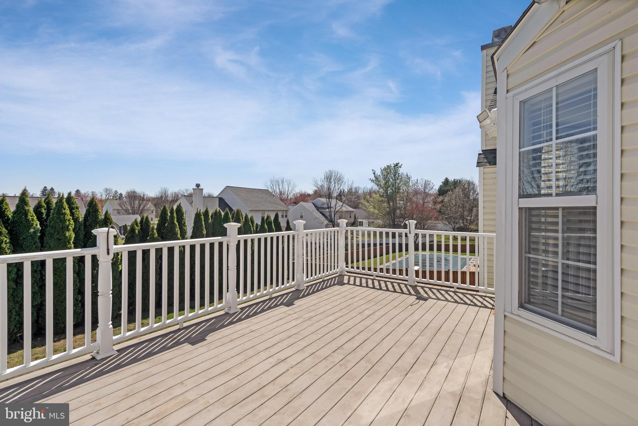 LAUREL RIDGE - Residential