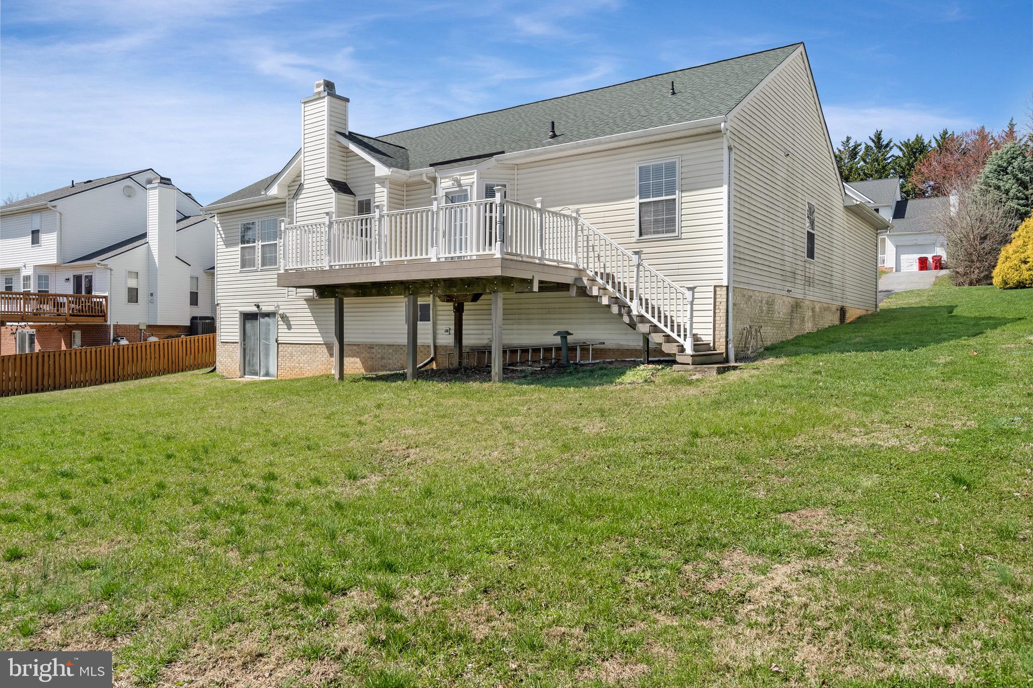 LAUREL RIDGE - Residential