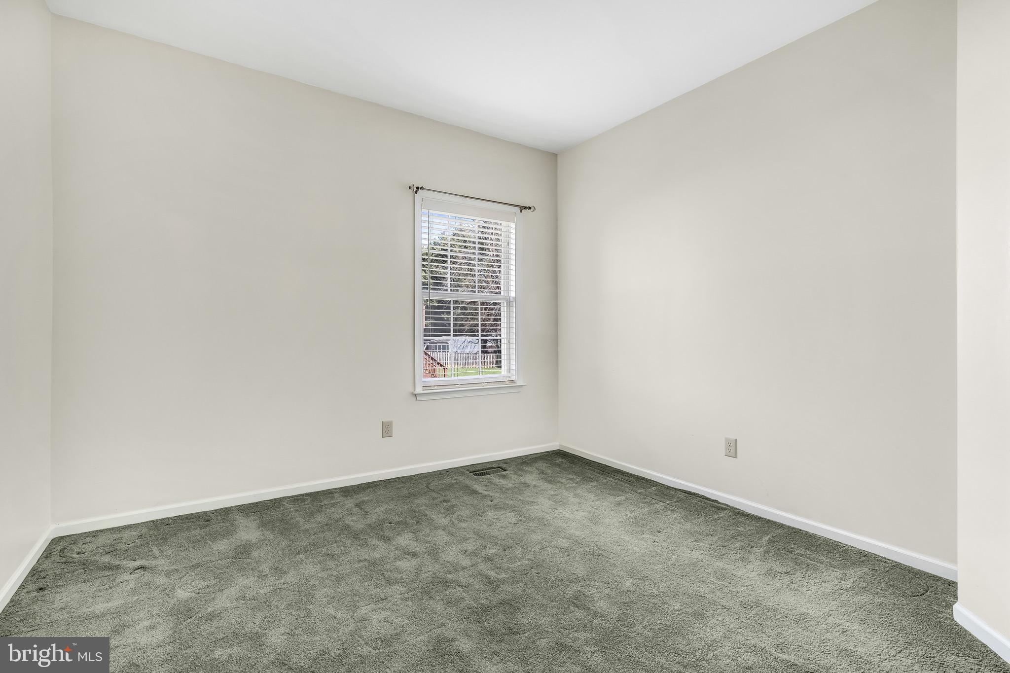 LAUREL RIDGE - Residential