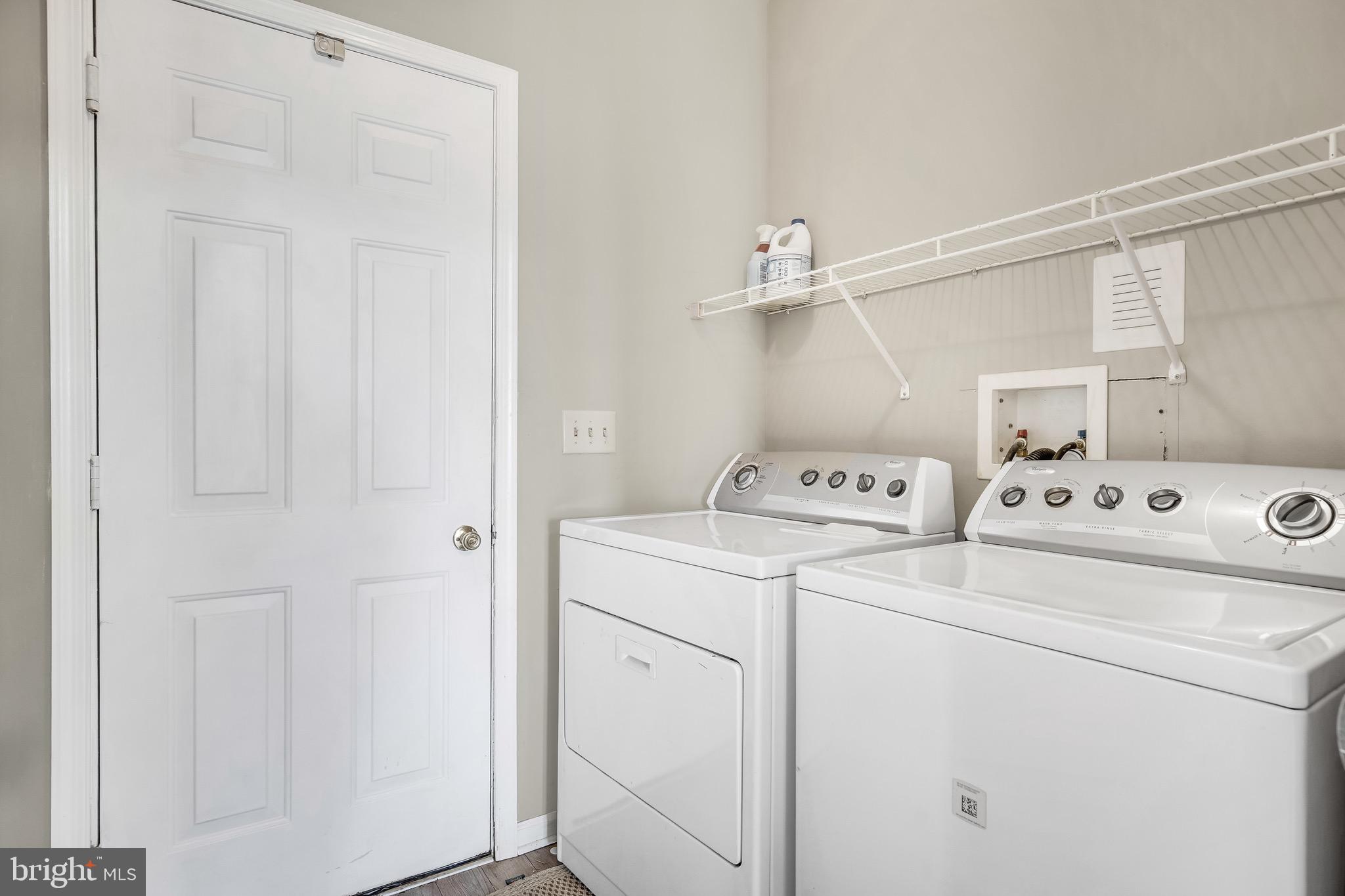 LAUREL RIDGE - Residential