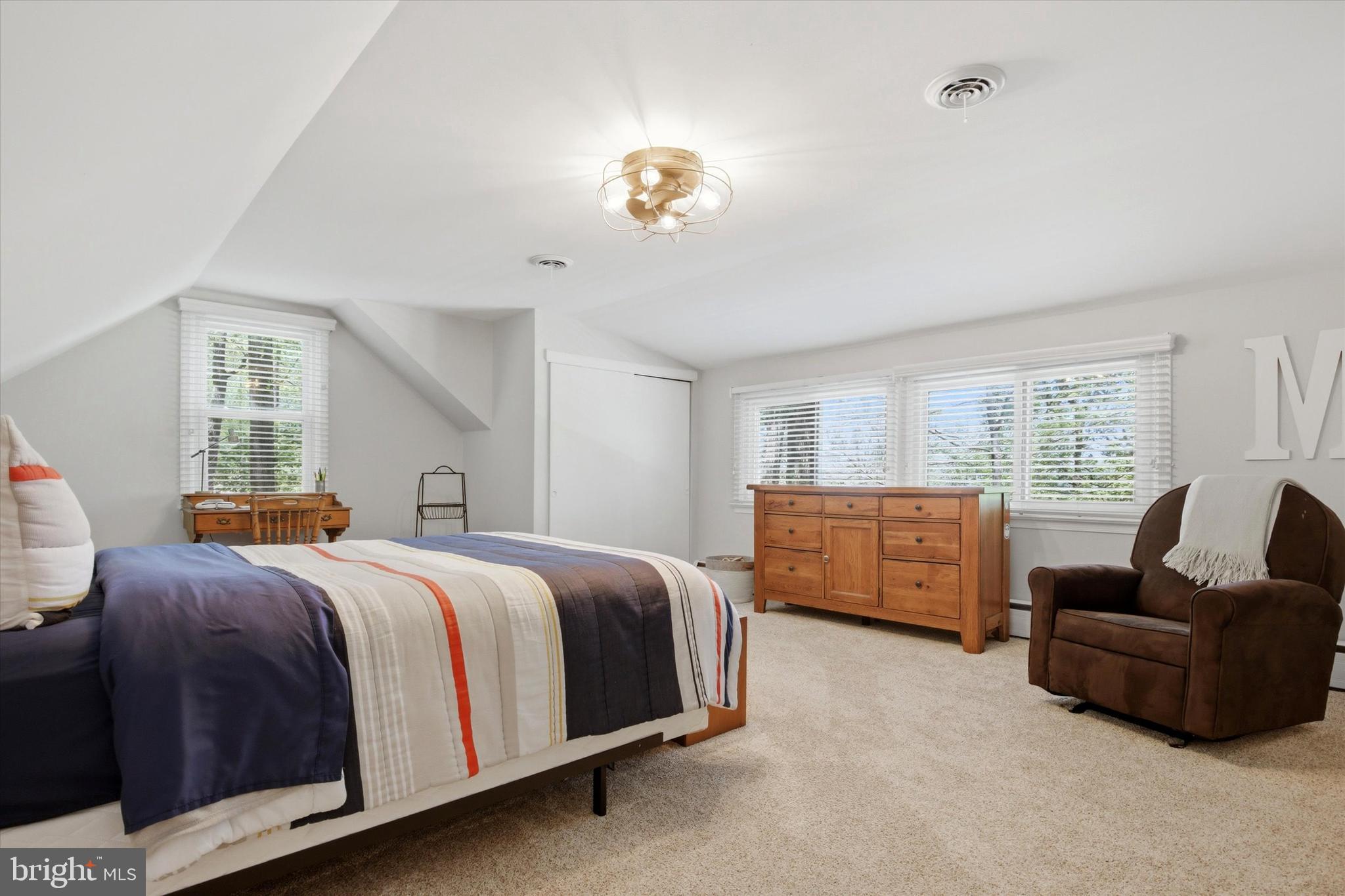 FRIENDSHIP HILLS - Residential