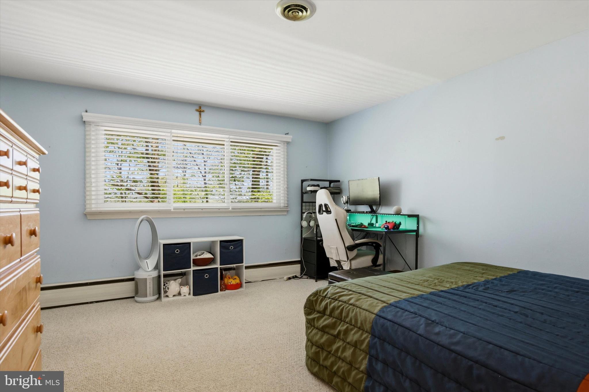 FRIENDSHIP HILLS - Residential