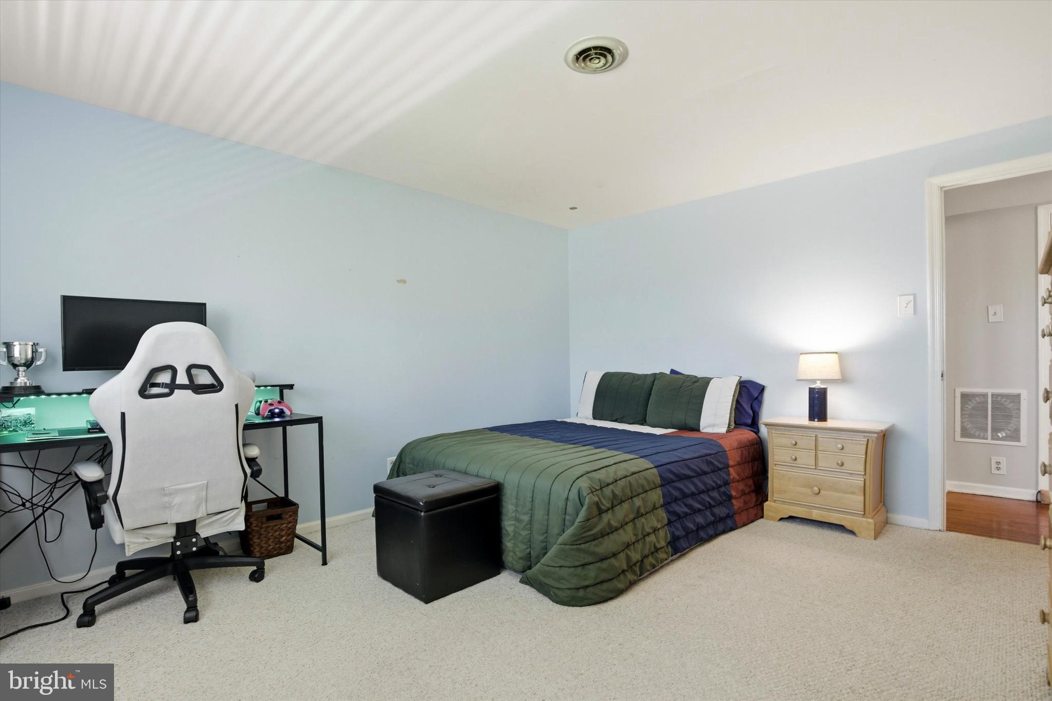 FRIENDSHIP HILLS - Residential