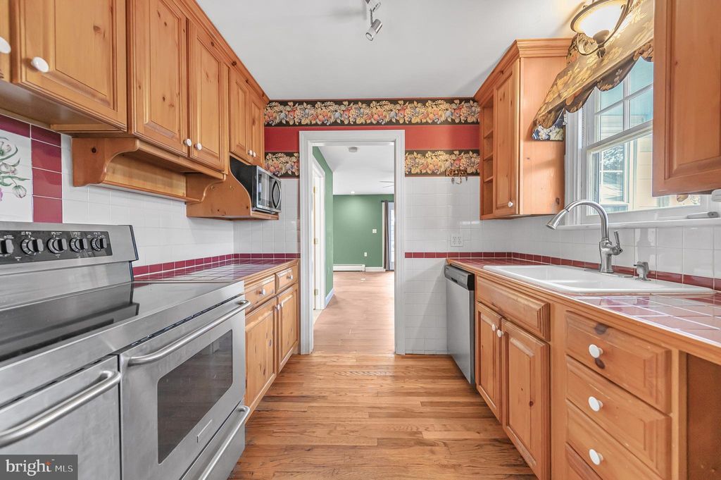 Photo of 1014 Lansdale Avenue, LANSDALE, PA 19446 (MLS # PAMC2161418)