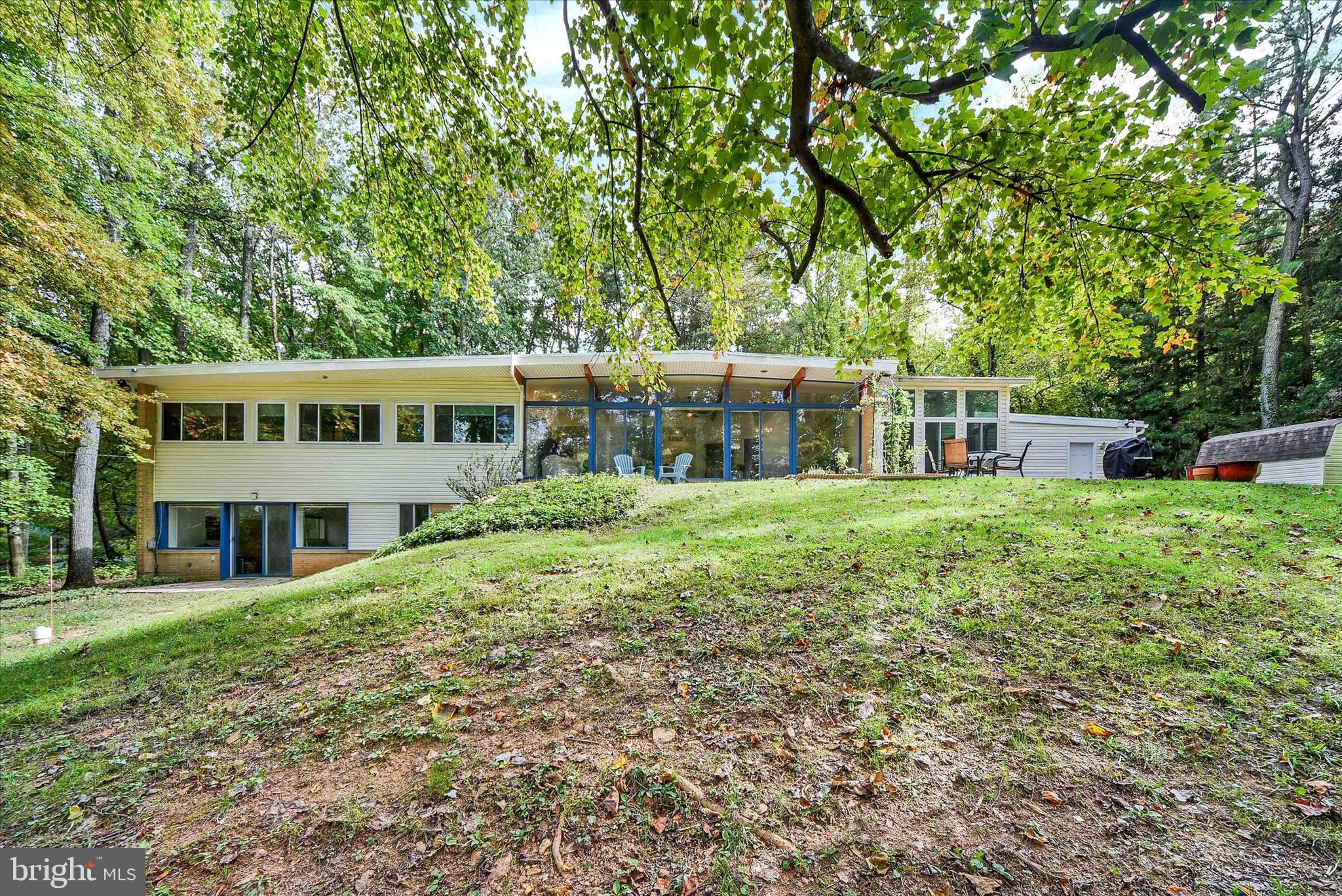 CAVESWOOD - Residential