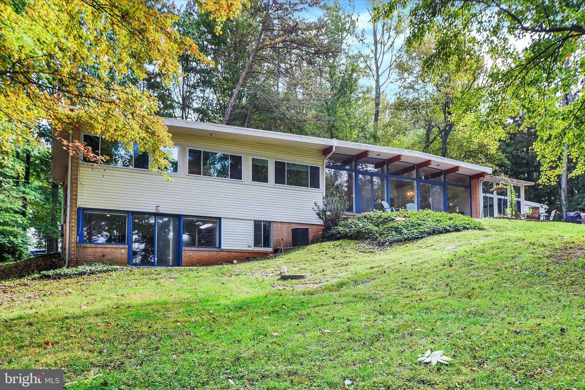 CAVESWOOD - Residential