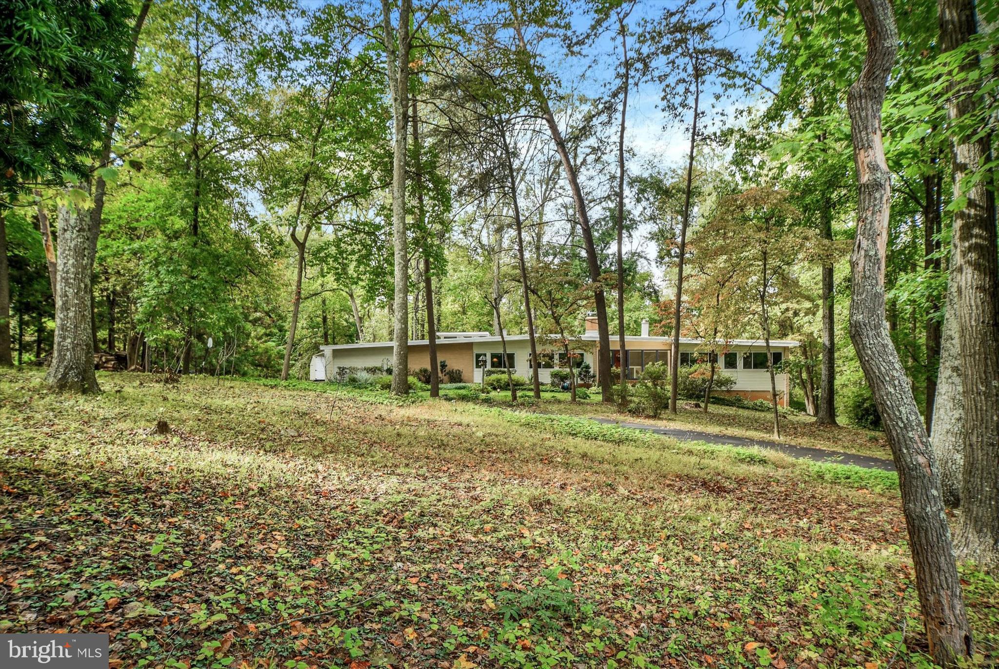 CAVESWOOD - Residential