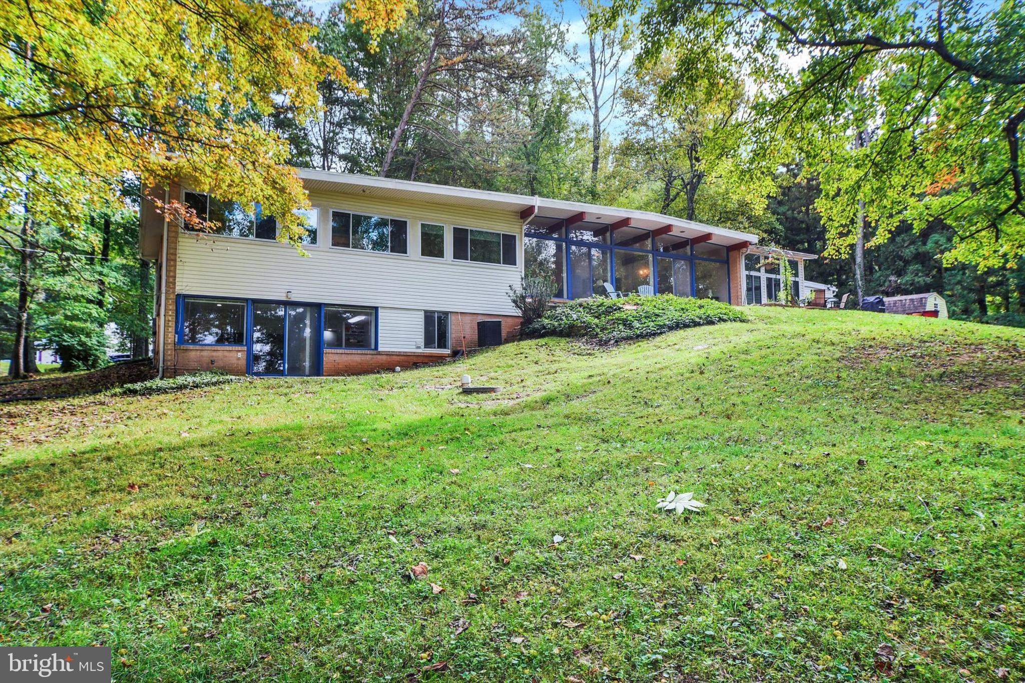 CAVESWOOD - Residential