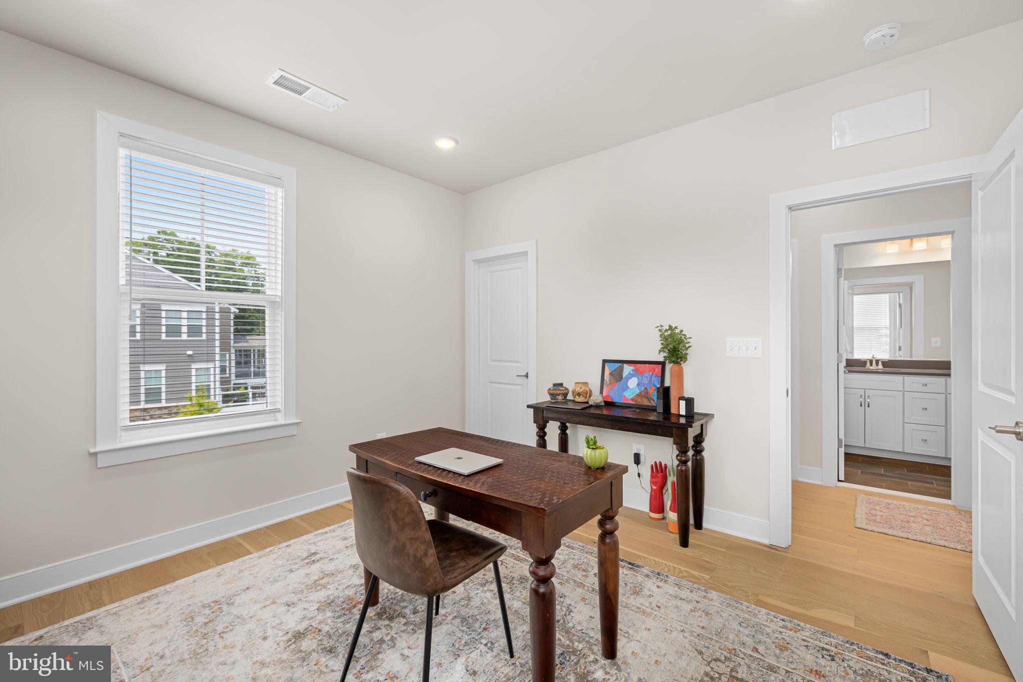 MASON PARK - Residential