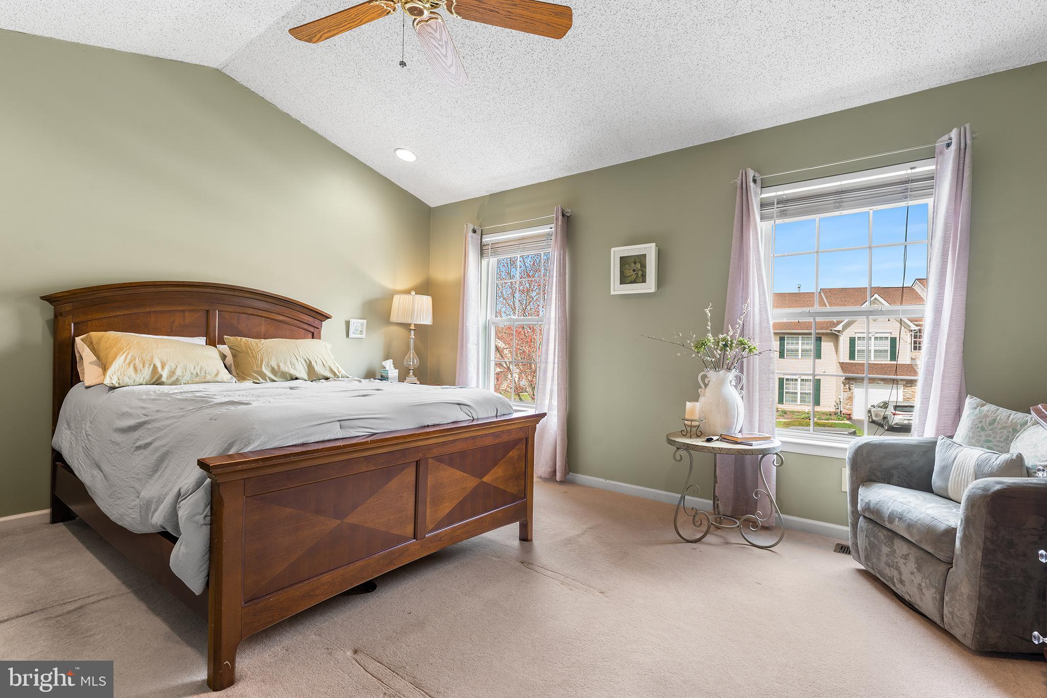 INDIAN CREEK - Residential