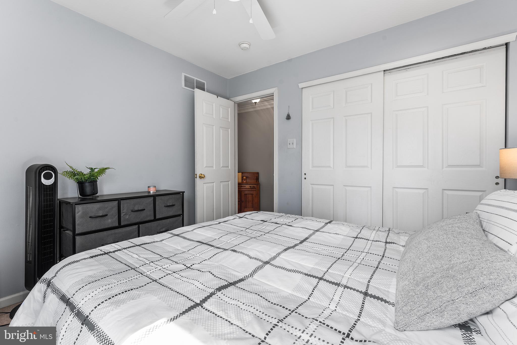 INDIAN CREEK - Residential