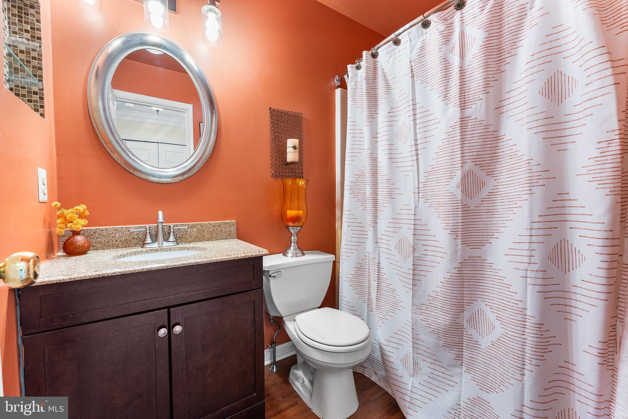 INDIAN CREEK - Residential