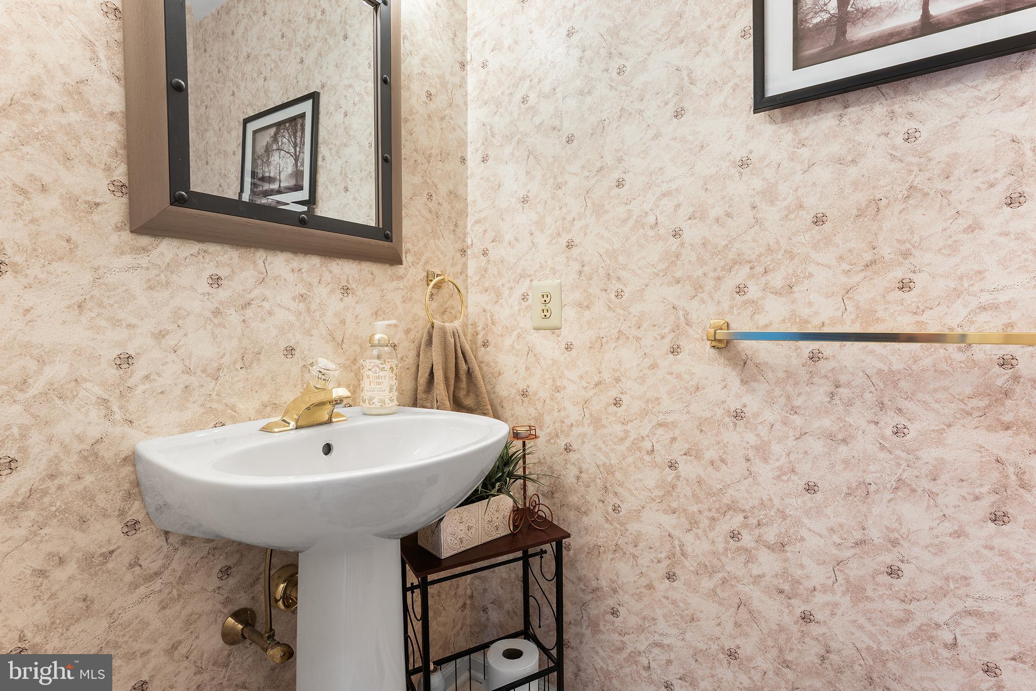 INDIAN CREEK - Residential