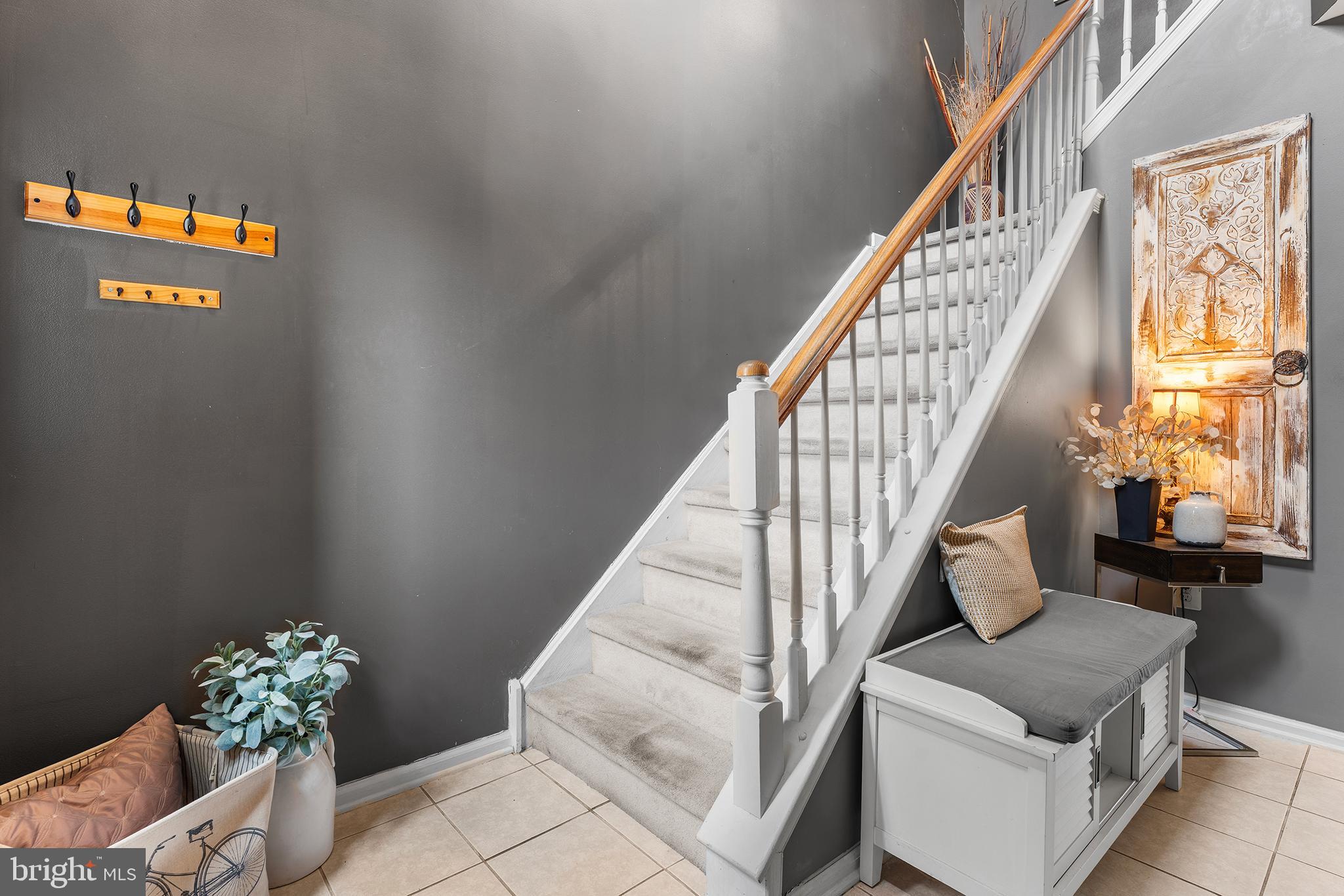 INDIAN CREEK - Residential