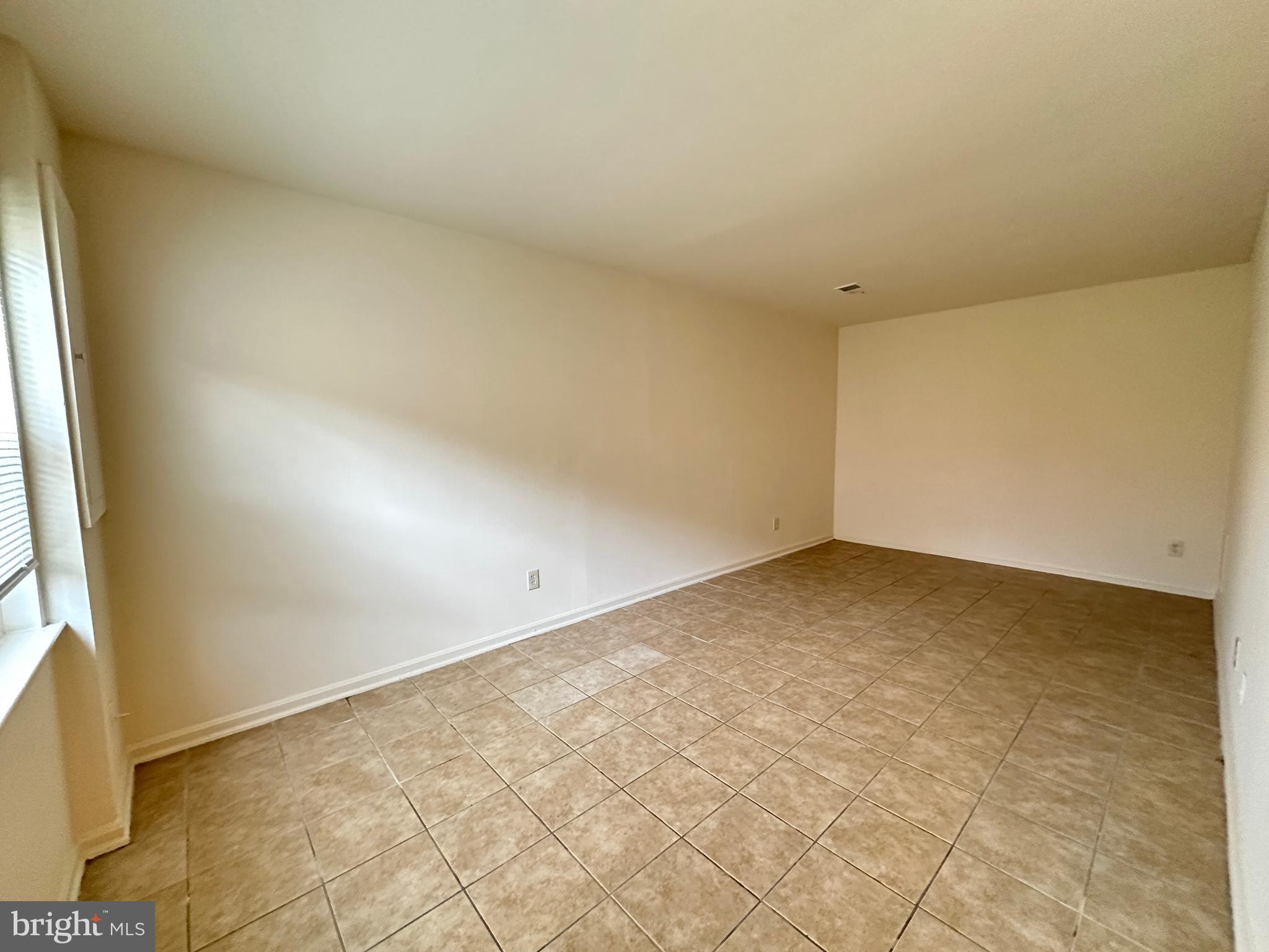 TERRACE TOWNE HOMES OF GUNSTON - Residential Lease