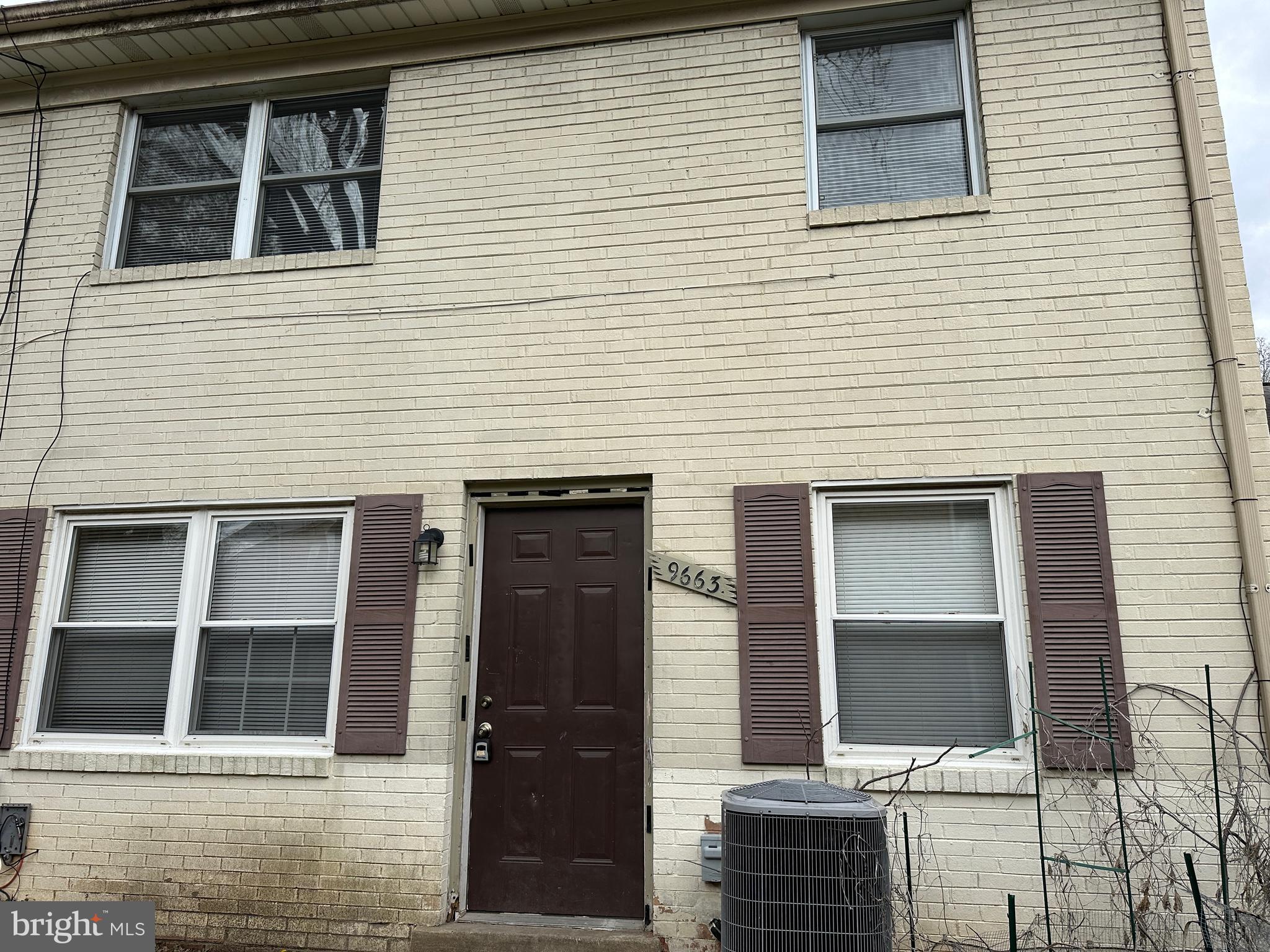 TERRACE TOWNE HOMES OF GUNSTON - Residential Lease