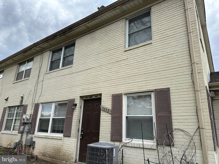 Welcome to this cozy 2-bedroom, 1-bathroom townhome nestled in a serene neighborhood in Lorton, VA. Featuring a functional layout with ample natural light, this home offers comfortable living spaces and convenient amenities. Enjoy nearby shopping, dining, and recreational options, making it an ideal place to call home.