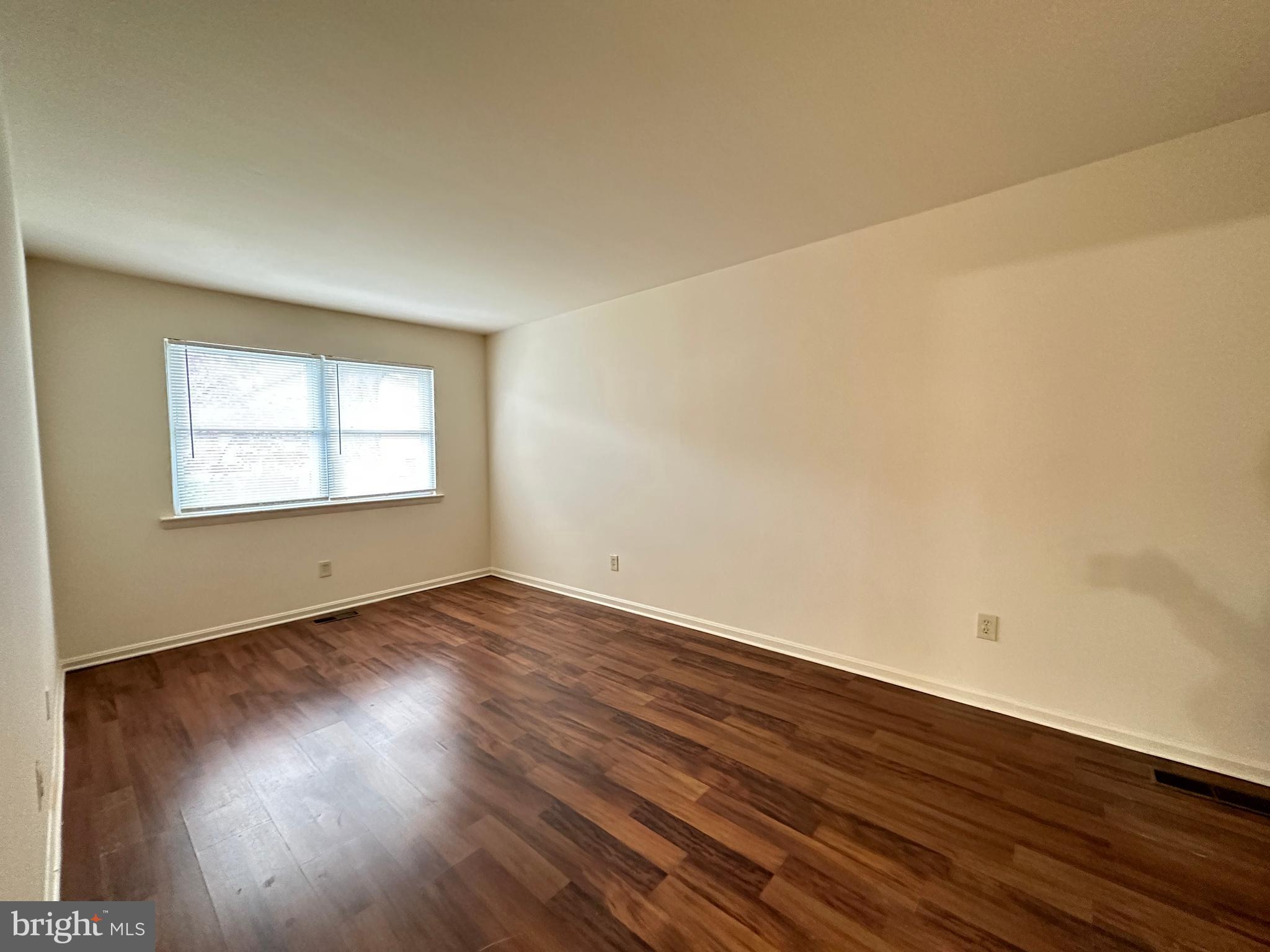 TERRACE TOWNE HOMES OF GUNSTON - Residential Lease