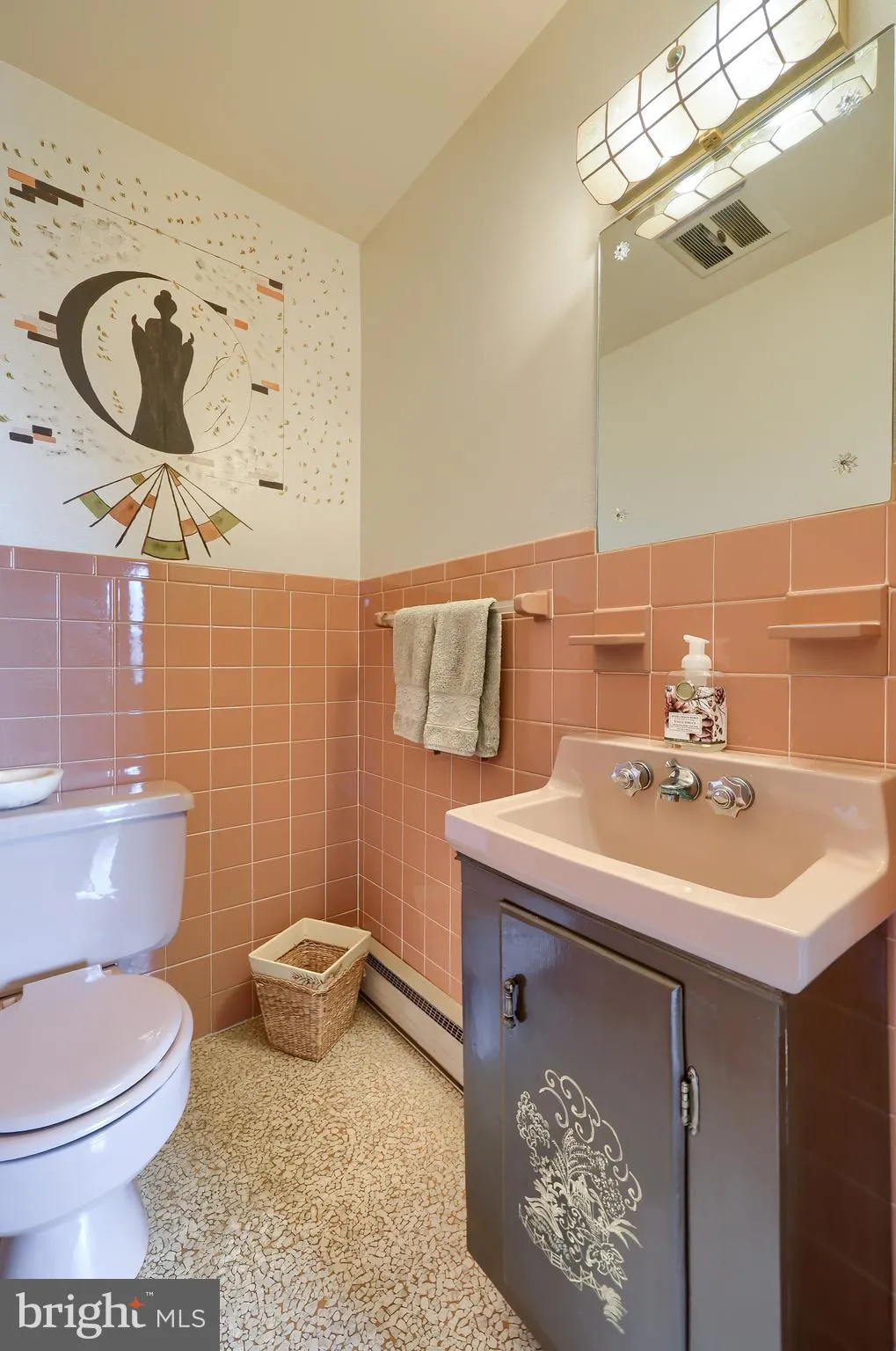 Lancaster, Pennsylvania 17601, United States, 4 Bedrooms Bedrooms, ,3 BathroomsBathrooms,Residential,Coming Soon,79958