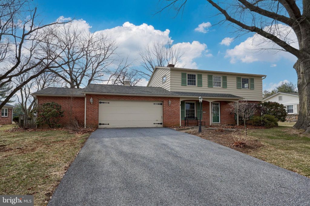 Photo of 344 Palomino Drive, LANCASTER, PA 17601 (MLS # PALA2064898)
