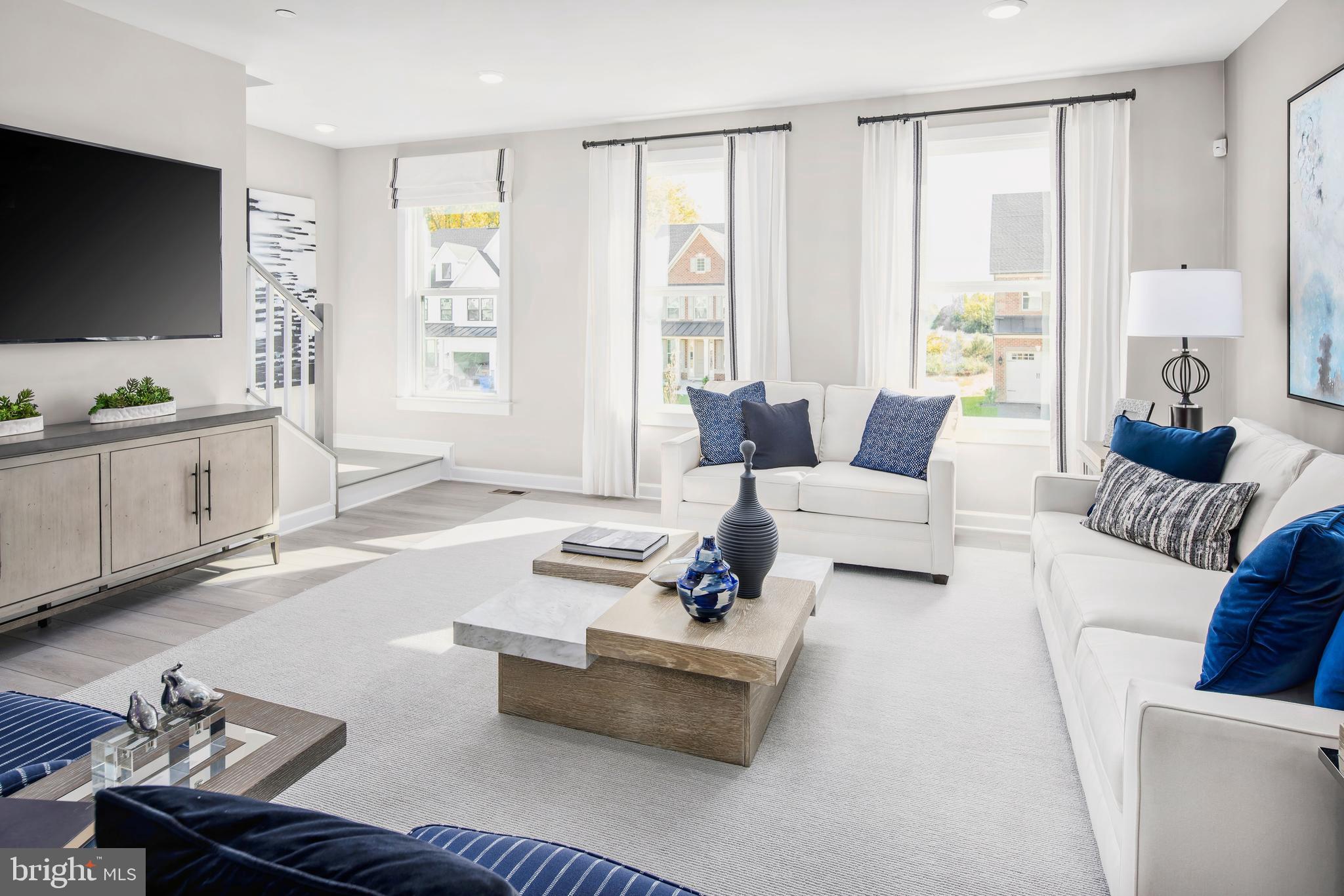 LONGVIEW RIDGE - Residential