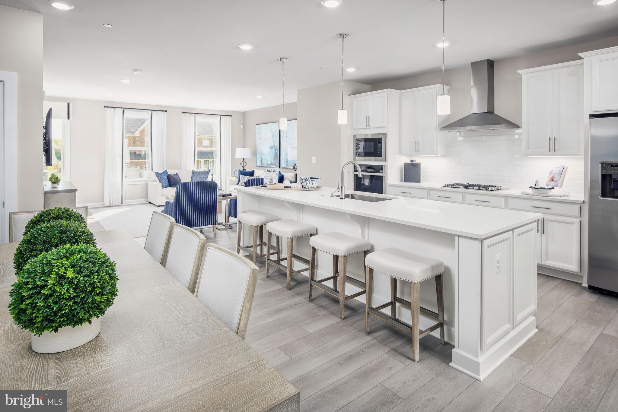 LONGVIEW RIDGE - Residential