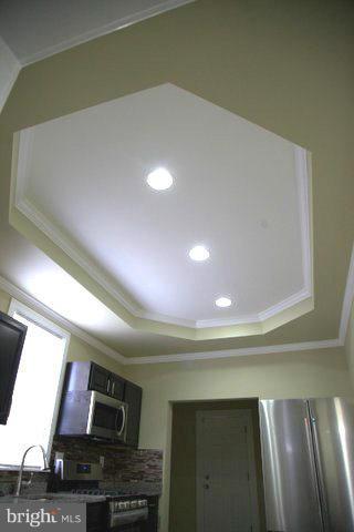 GLEN OAKS - Residential