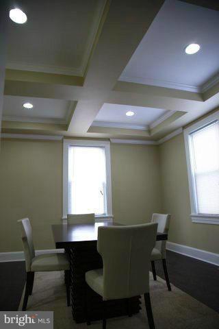 GLEN OAKS - Residential