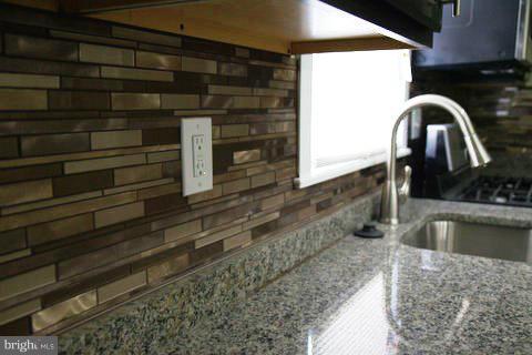 GLEN OAKS - Residential