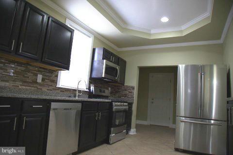 GLEN OAKS - Residential